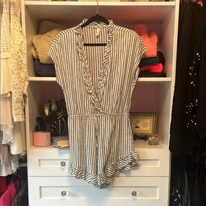 Elan Striped Ruffle Romper in Gray and White